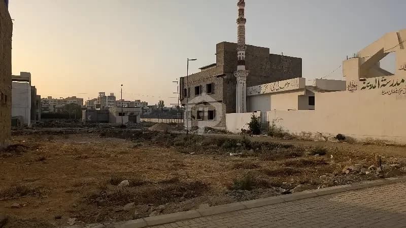 Plot Available For Sale In Reasonable Price — for sale in North Karachi