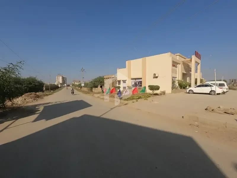 Old Block Plot Available For Sale — for sale in North Karachi