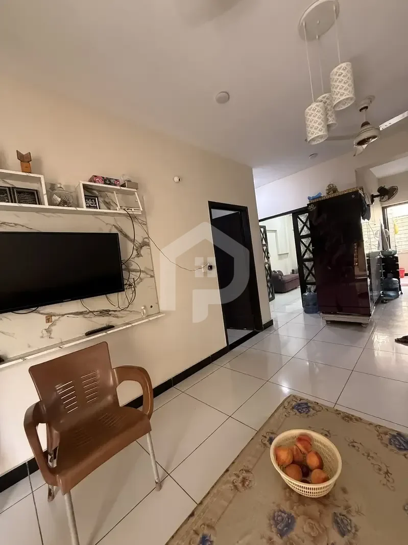 KINGS CLASSIC APPARTMENT FOR SALE 3 FLOOR CORNER WESTOPEN — for sale in Gulistan-e-Jauhar